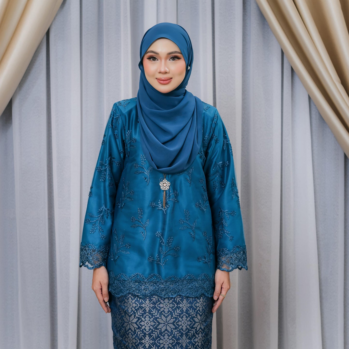 Kurung Elora