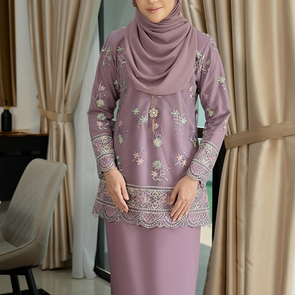Kurung Indira