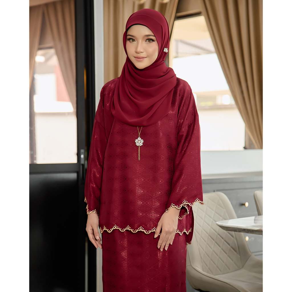 Kurung Jesnita