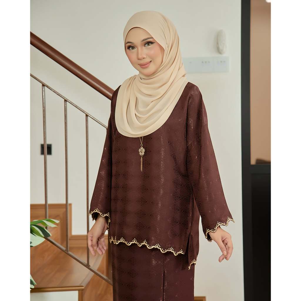 Kurung Jesnita