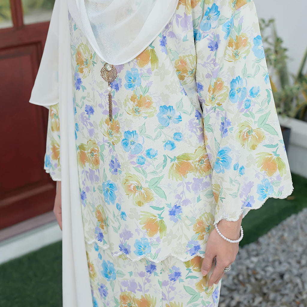 Kurung Camelia