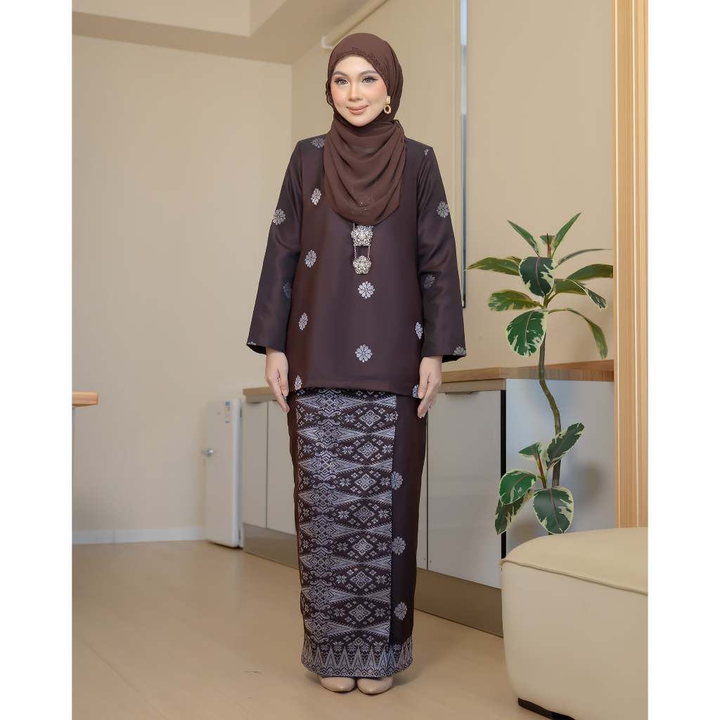 Kurung Ratna