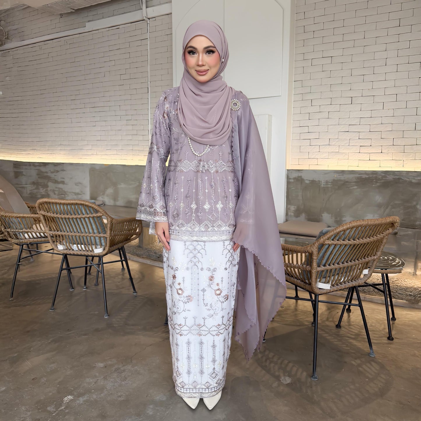 Kurung Liora
