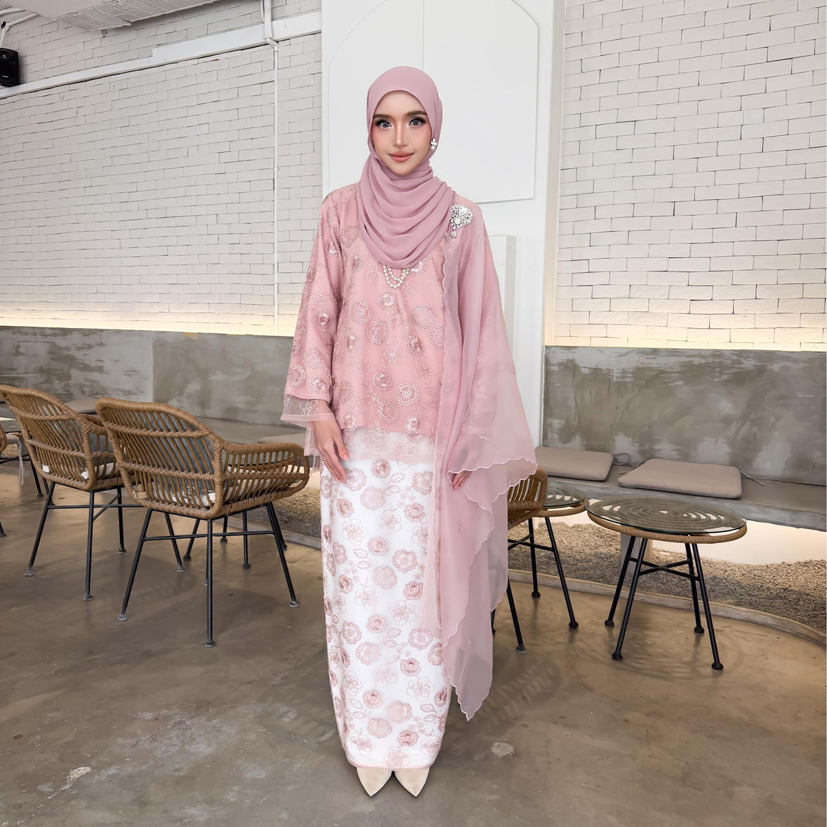 Kurung Lunara