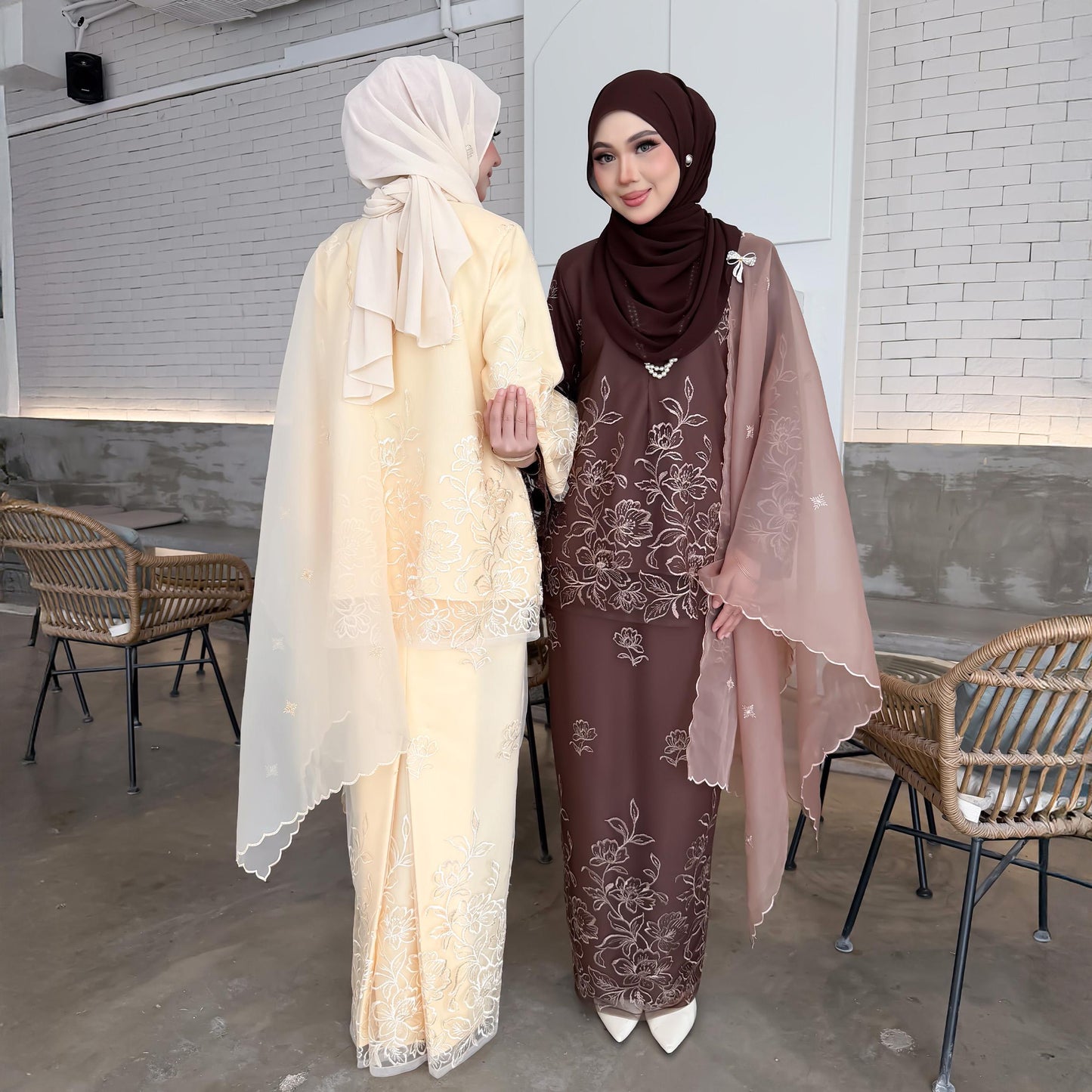 Kurung Rhea