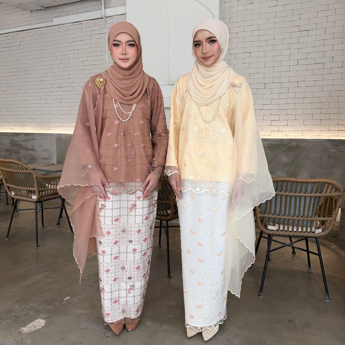 Kurung Rosella
