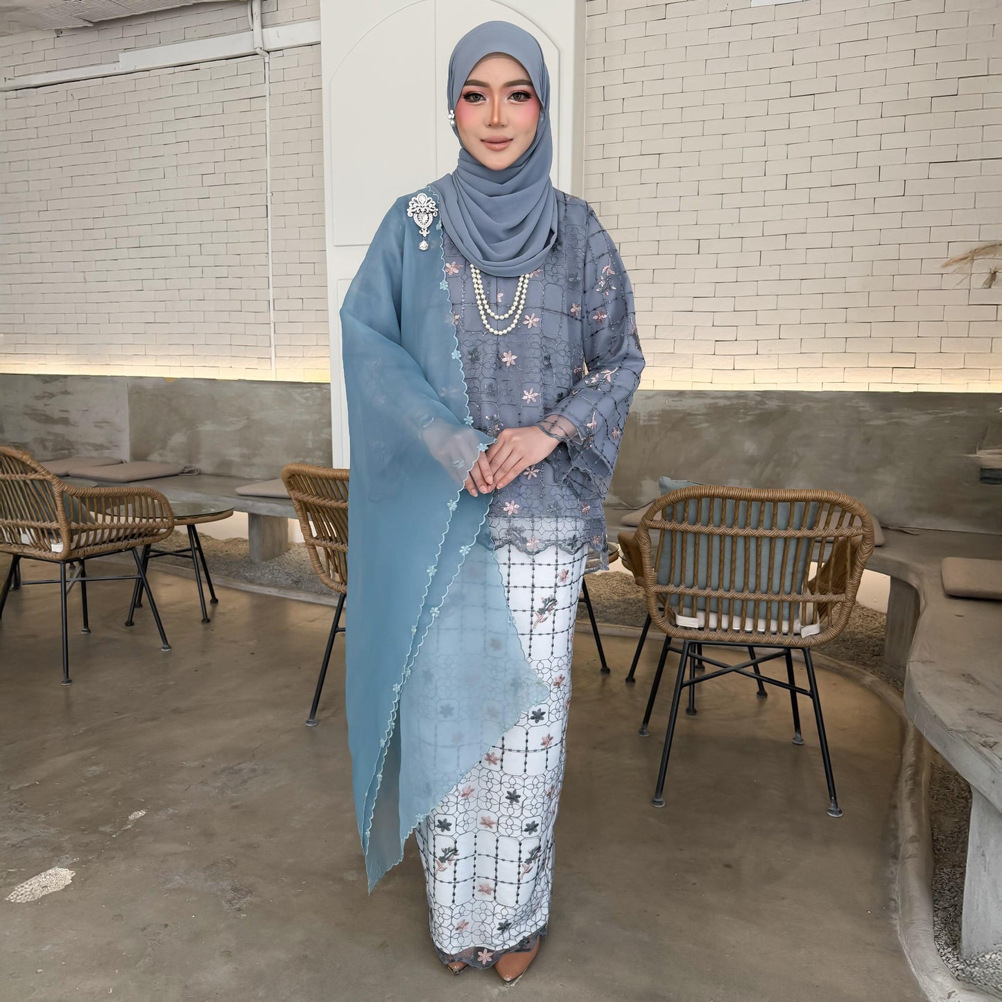 Kurung Rosella