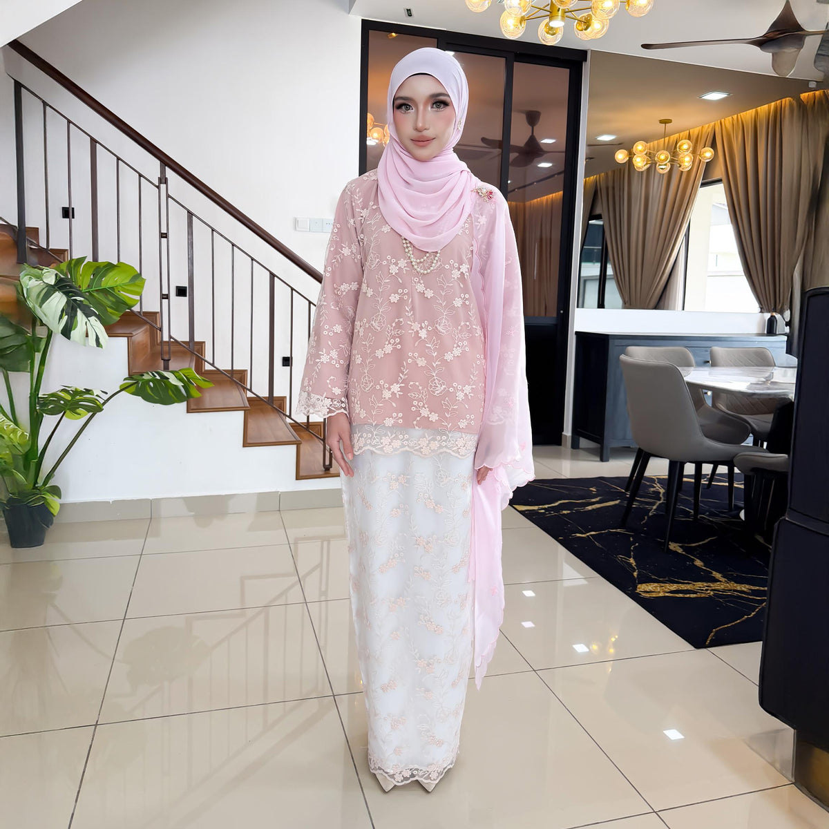 Kurung Rose Lily