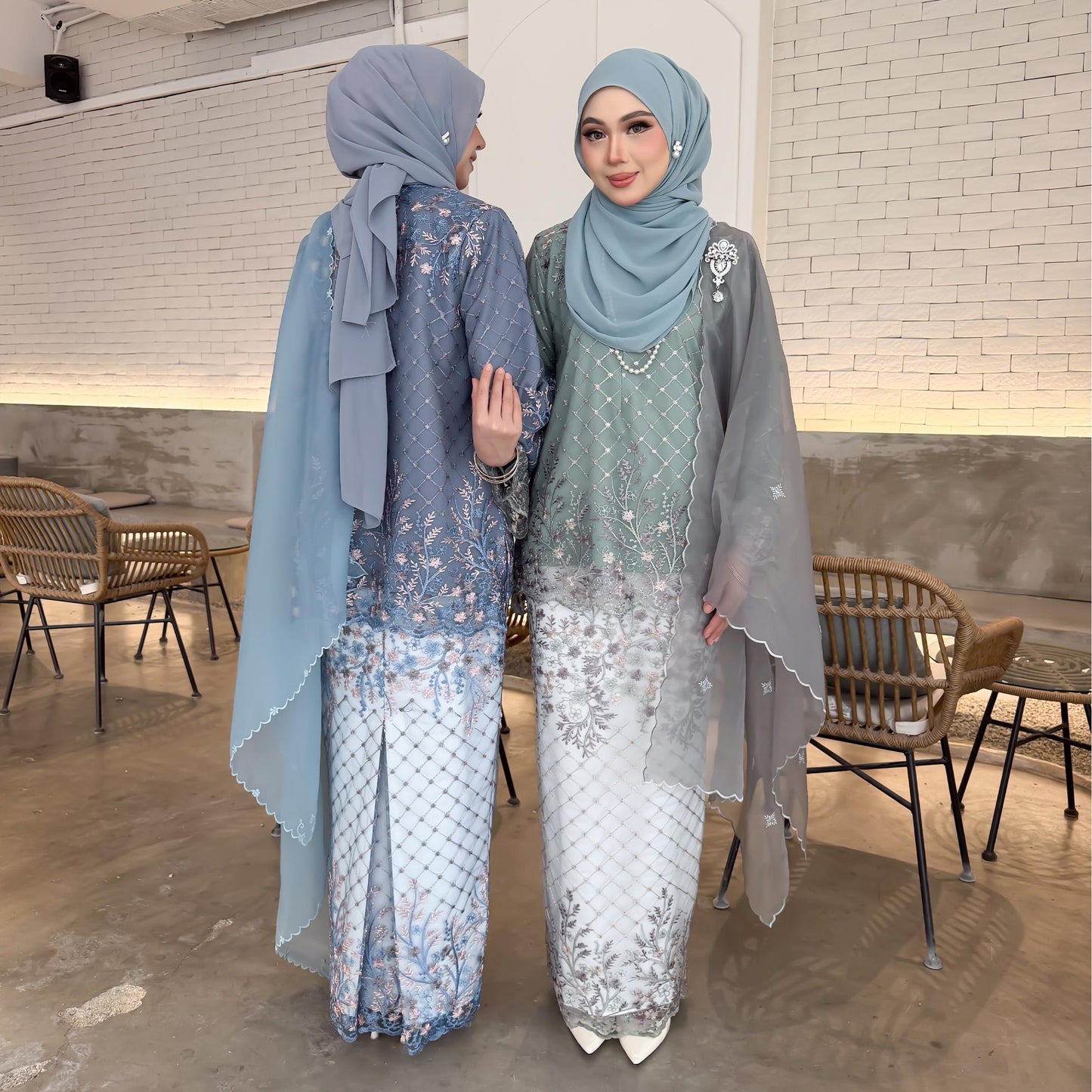 Kurung Lovina
