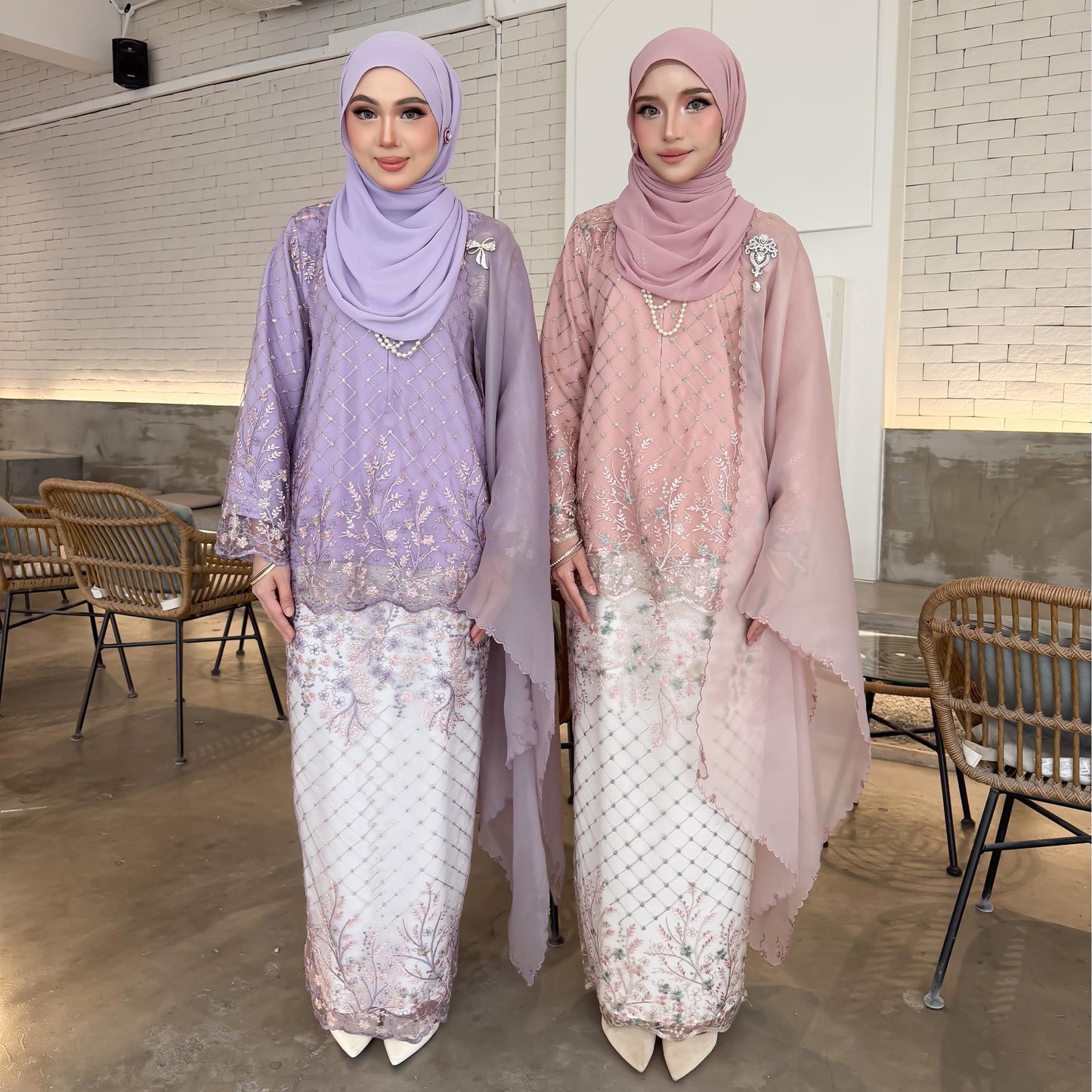 Kurung Lovina