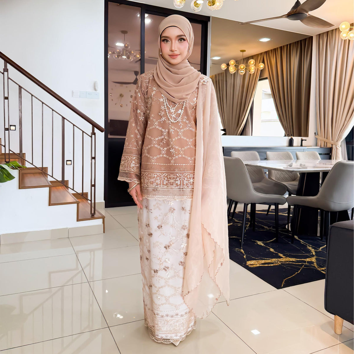 Kurung Yasmin