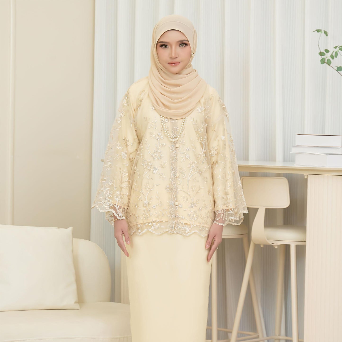 Kurung Aurelia