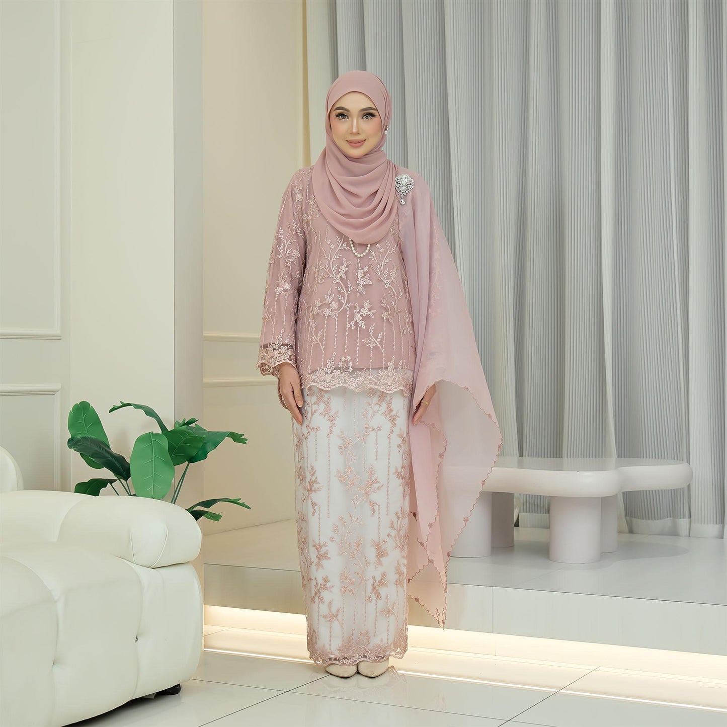 Kurung Viviana
