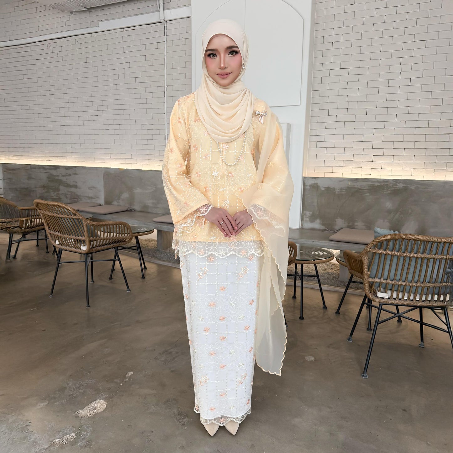Kurung Rosella