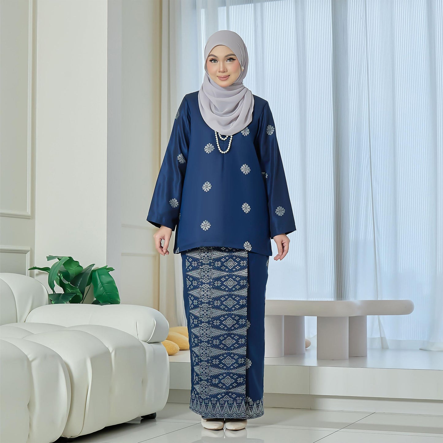Kurung Ratna
