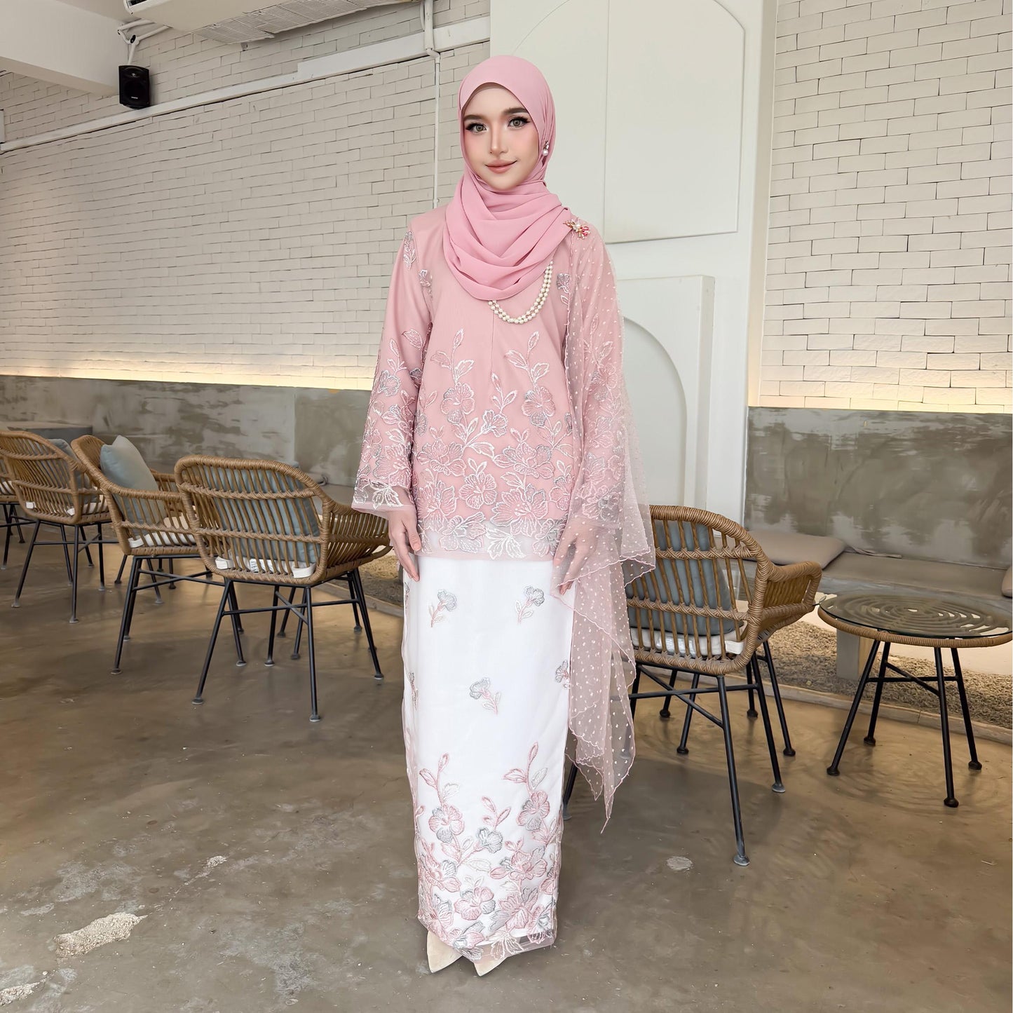 Kurung Maya