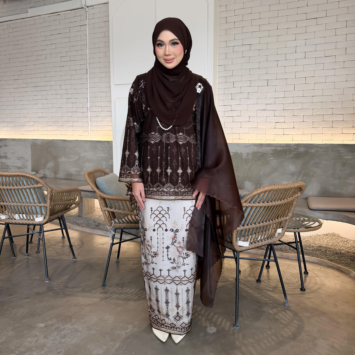 Kurung Liora