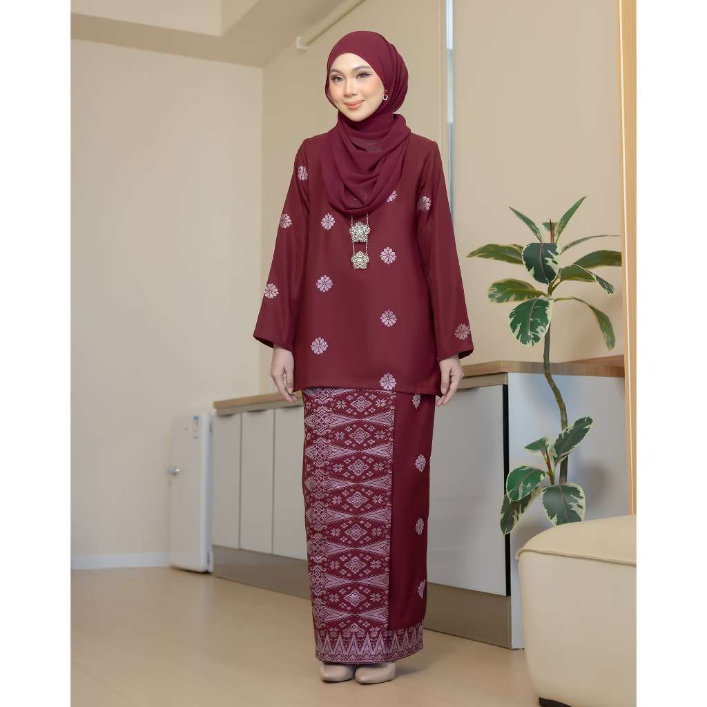 Kurung Ratna